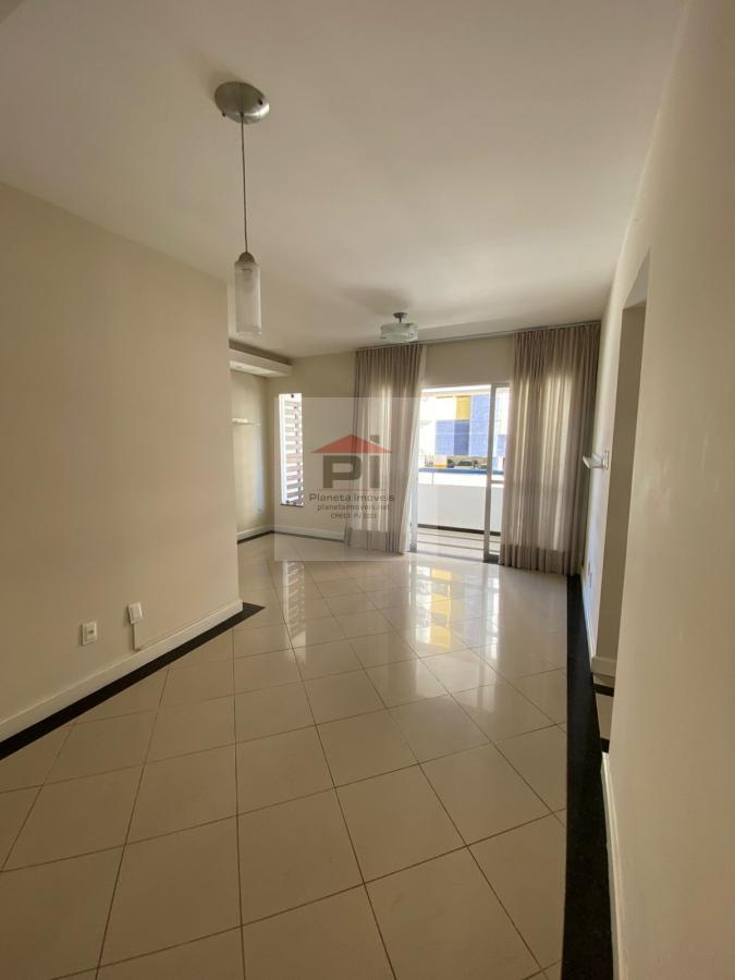 Apartamento para alugar com 3 quartos, 77m² - Foto 1