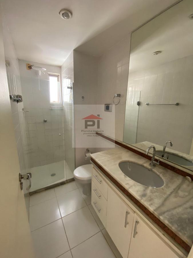 Apartamento para alugar com 3 quartos, 77m² - Foto 4