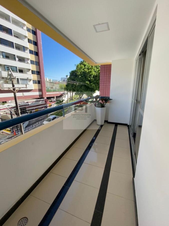 Apartamento para alugar com 3 quartos, 77m² - Foto 2