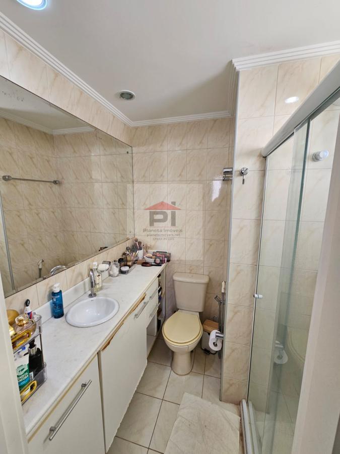 Apartamento à venda com 3 quartos, 80m² - Foto 17