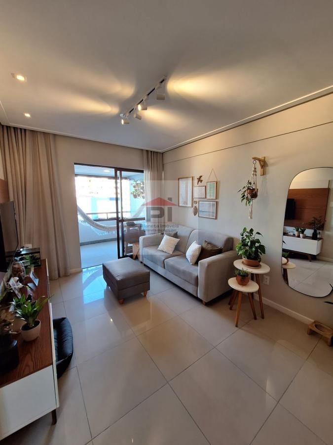 Apartamento à venda com 2 quartos, 64m² - Foto 1