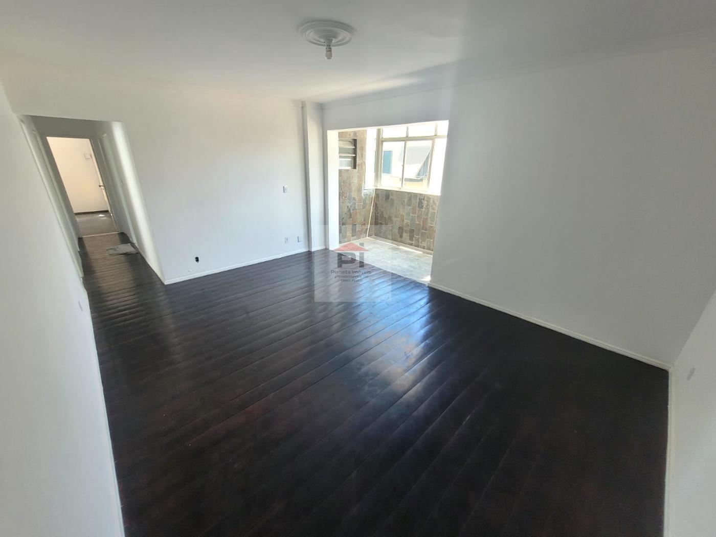 Apartamento à venda com 3 quartos, 158m² - Foto 1