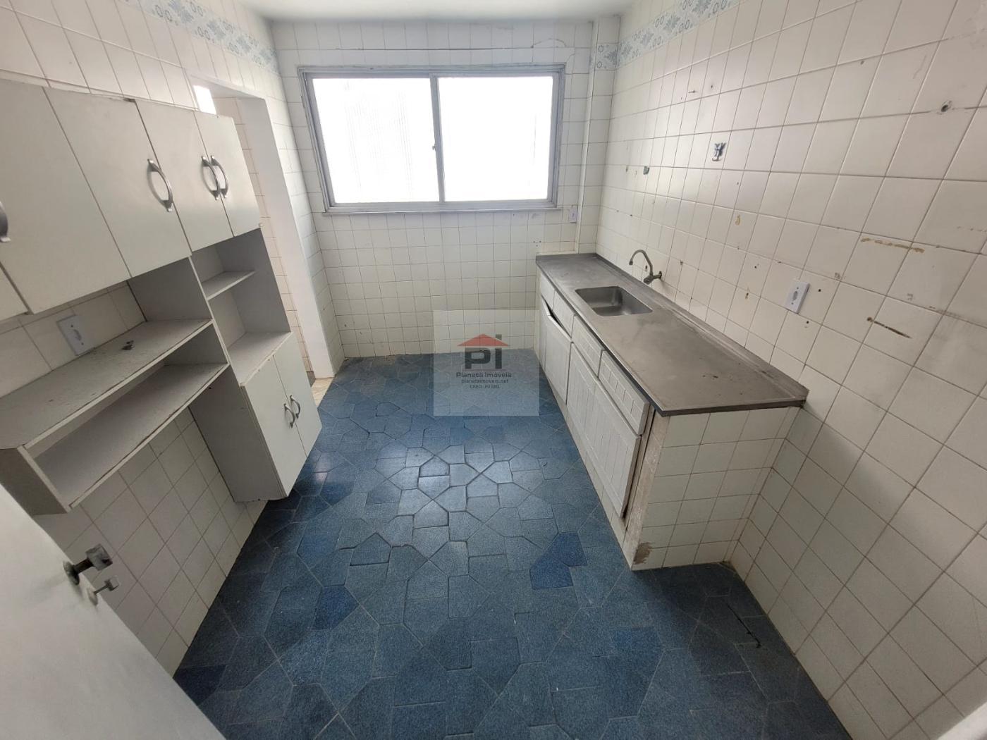 Apartamento à venda com 3 quartos, 158m² - Foto 10