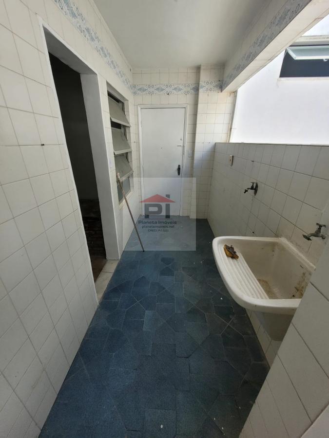 Apartamento à venda com 3 quartos, 158m² - Foto 11