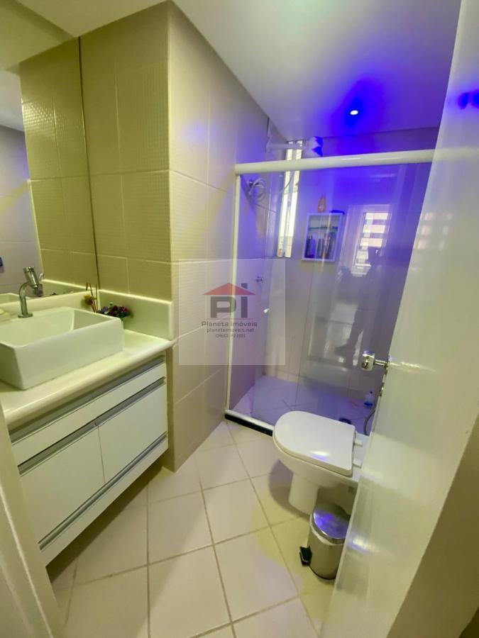 Apartamento à venda com 2 quartos, 92m² - Foto 4