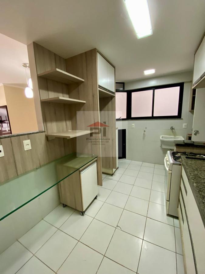 Apartamento à venda com 2 quartos, 70m² - Foto 11