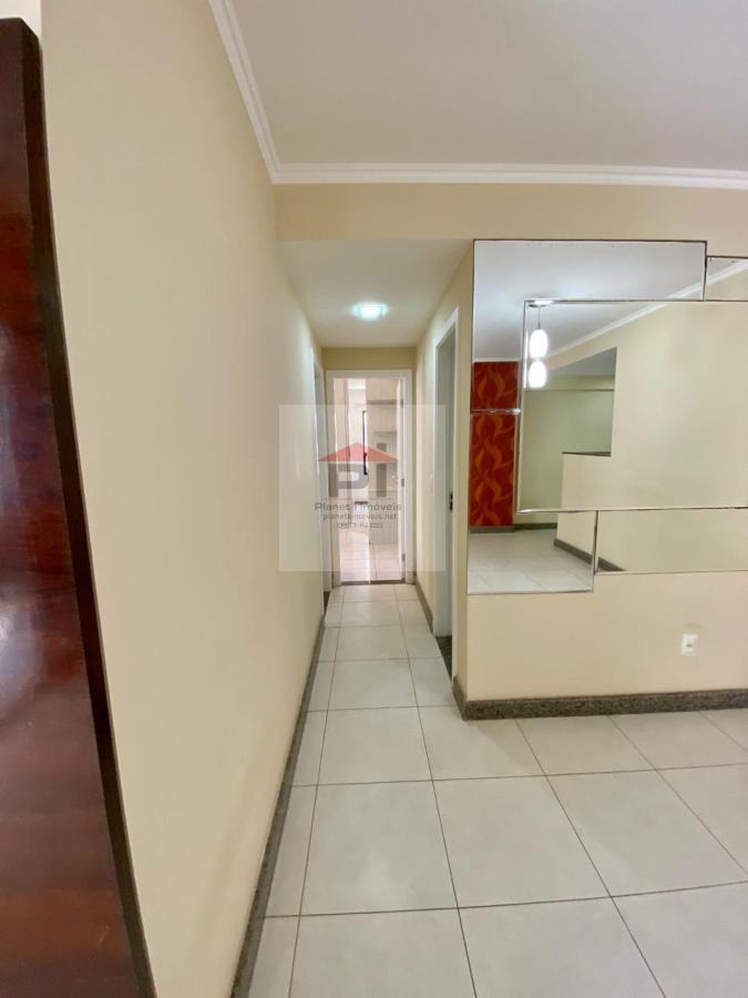 Apartamento à venda com 2 quartos, 70m² - Foto 4