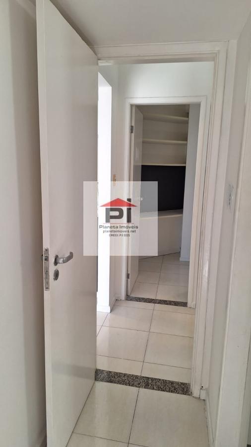 Apartamento à venda com 2 quartos, 72m² - Foto 18