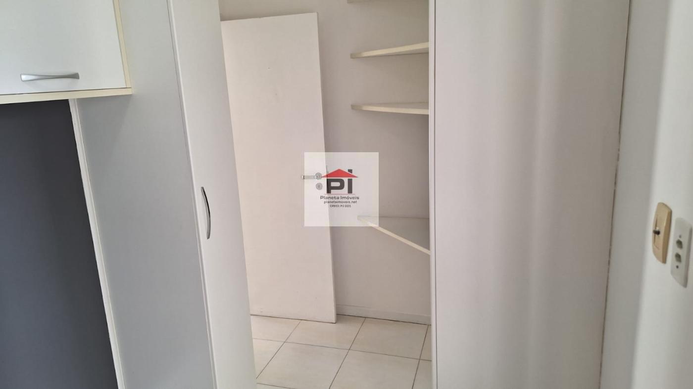 Apartamento à venda com 2 quartos, 72m² - Foto 20