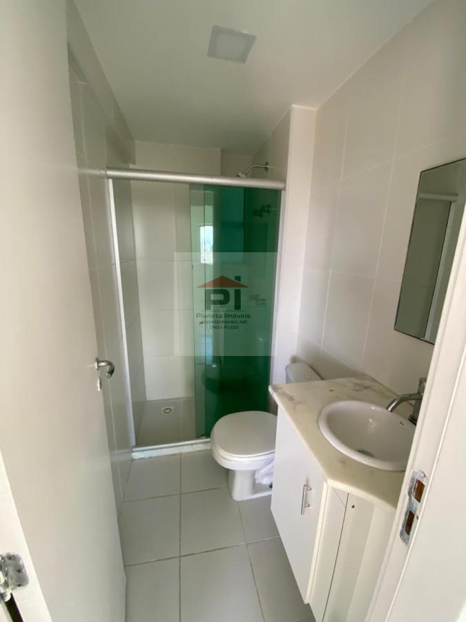 Apartamento à venda com 2 quartos, 70m² - Foto 4