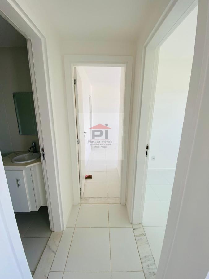 Apartamento à venda com 2 quartos, 70m² - Foto 3