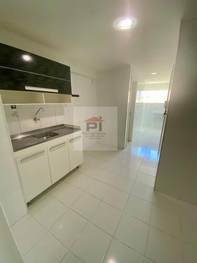 Apartamento à venda com 2 quartos, 70m² - Foto 9