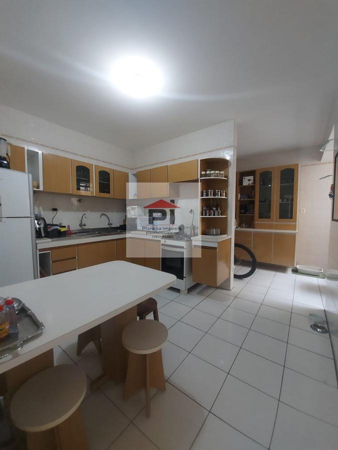 Apartamento à venda com 3 quartos, 160m² - Foto 19