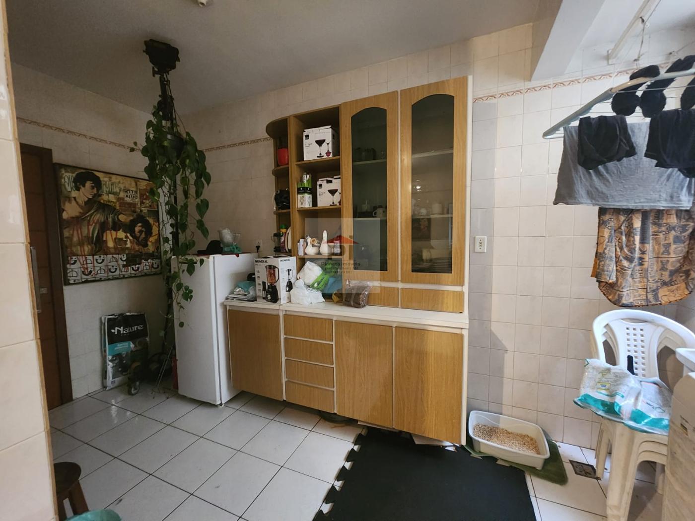 Apartamento à venda com 3 quartos, 160m² - Foto 23